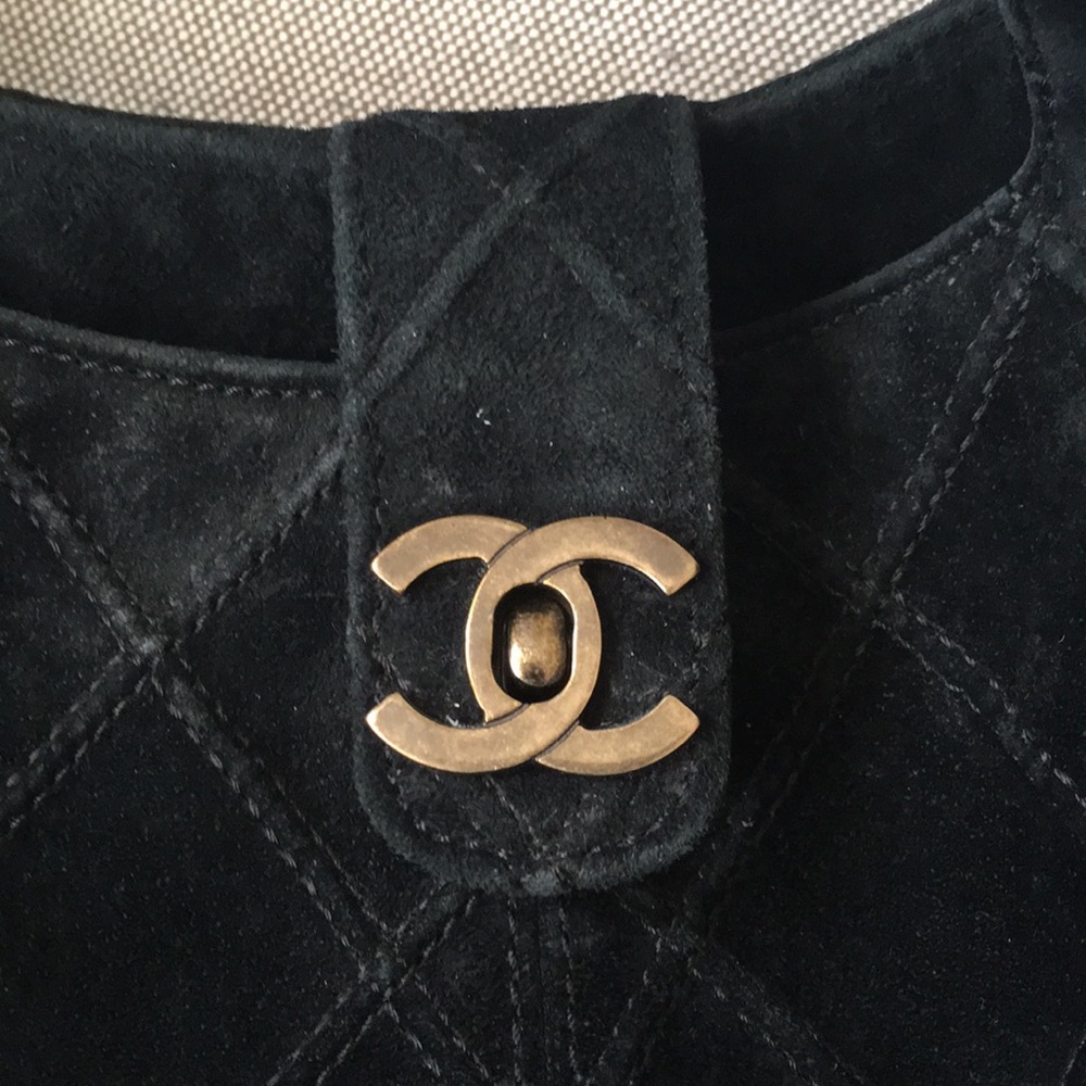 Vintage Black Chanel Quilted Suede Hobo. - Picture 1 of 13